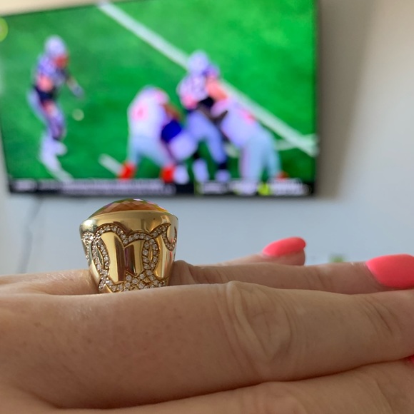 Pasquale Bruni 18 k Gold Citrine Diamond Cocktail Ring 31 gr $6500 retail - Picture 7 of 8